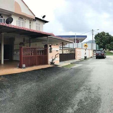 Lepak-Lepak Homestay @Alor Akar Kuantan Esterno foto